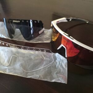 **Sponsored Athlete Edition** Oakley Sutro Lite Sweep Prizm Road Glasses NWOT